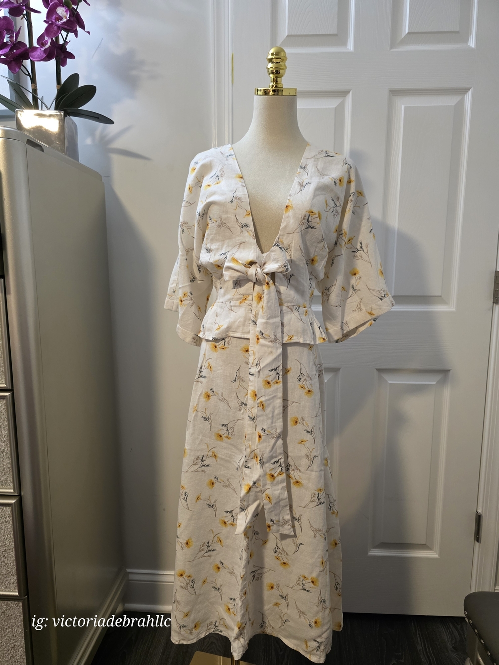 Women’s Floral Tie-Front Linen Blend Skirt Set — White with Yellow Floral